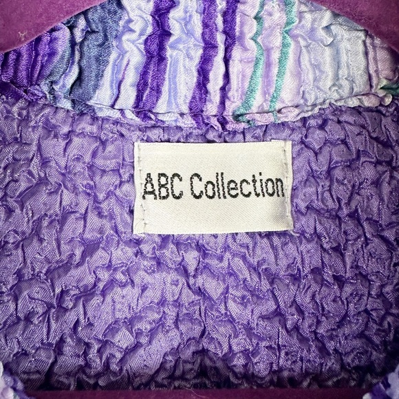 Vintage 80's Satin Quilted Crinkle Coat - Picture 3 of 8